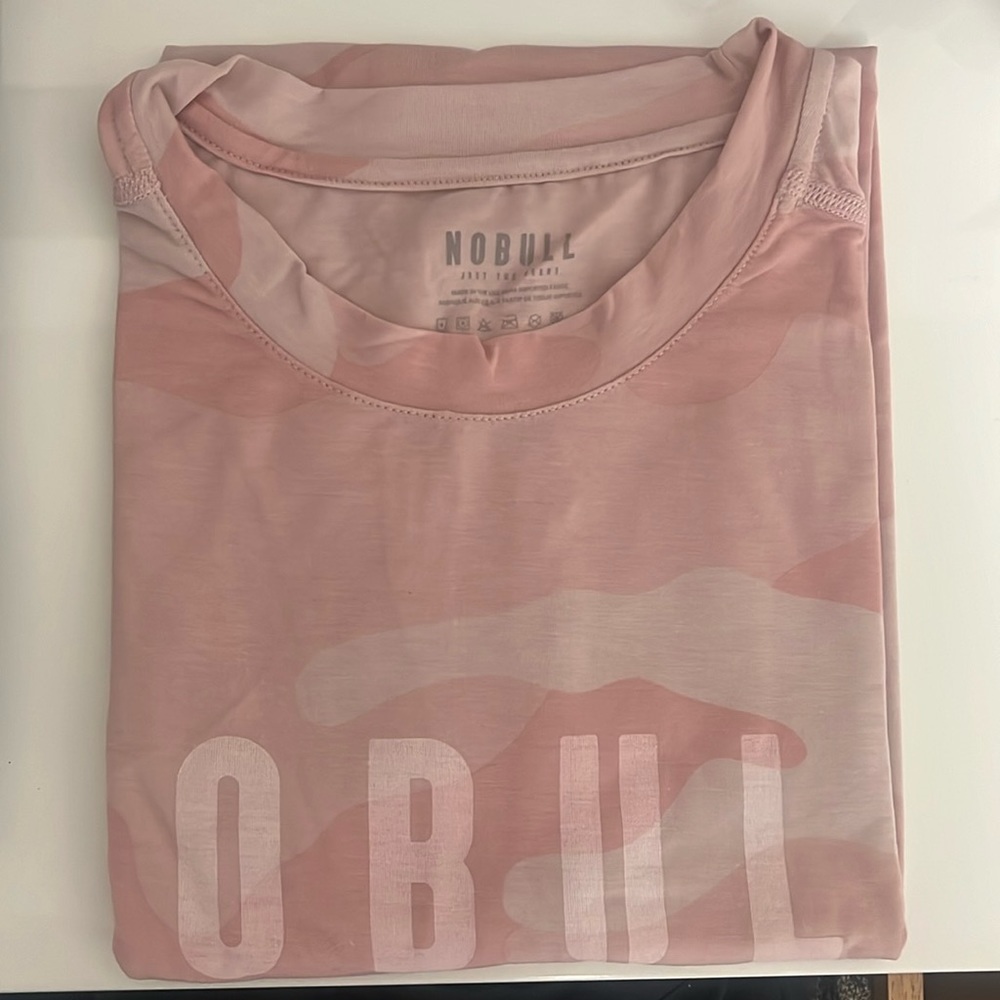 MEN'S CAMO NOBULL TEE